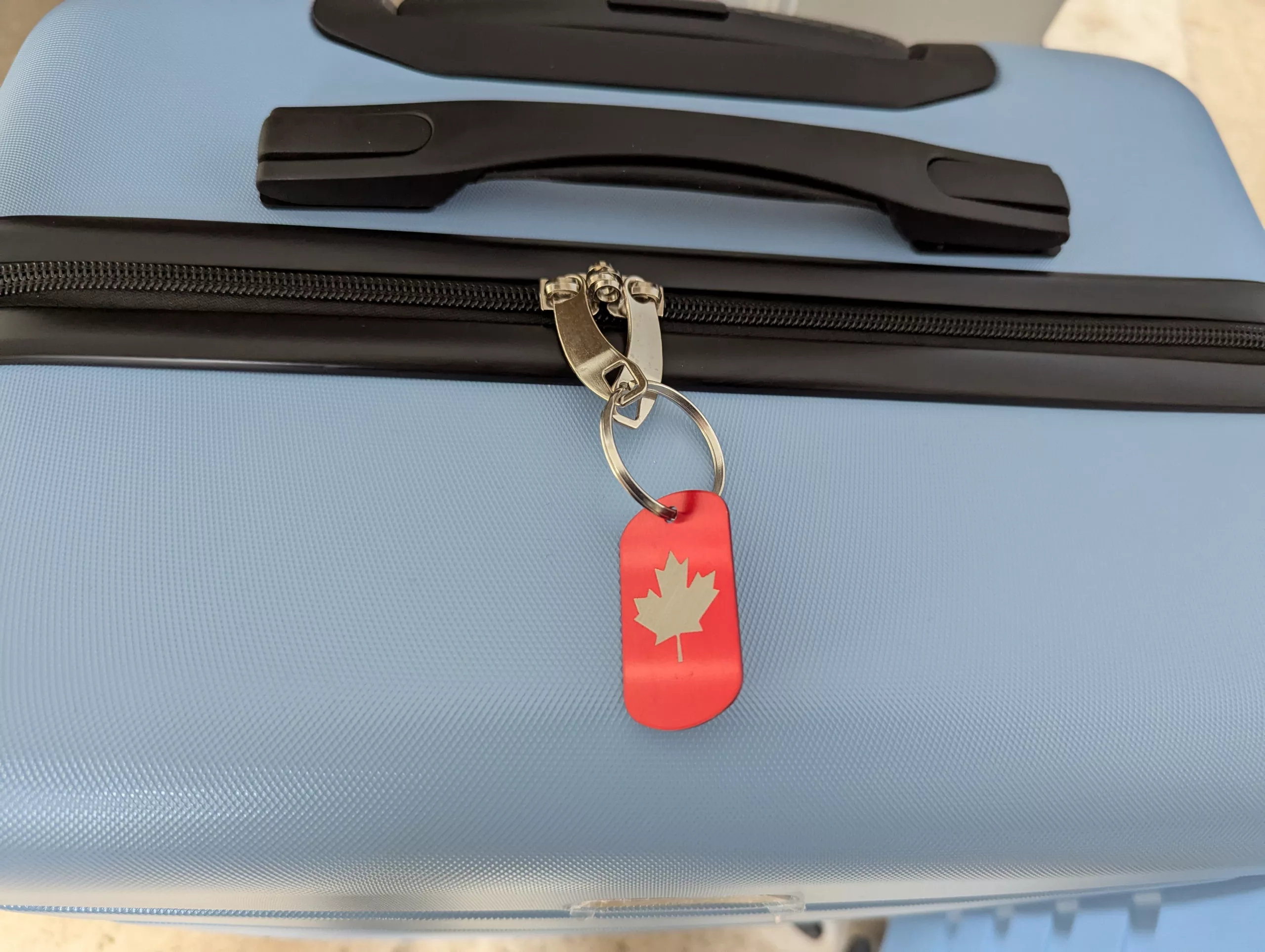 Personalized Set of 4 Canadian Maple Leaf Aluminum Luggage Tags – Durable & Custom Engraved - Image 2